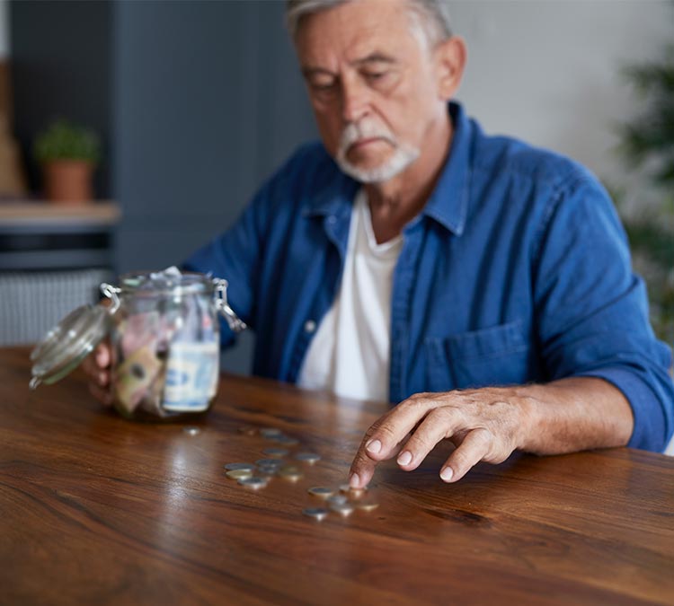 Withdraw pension to avoid IHT